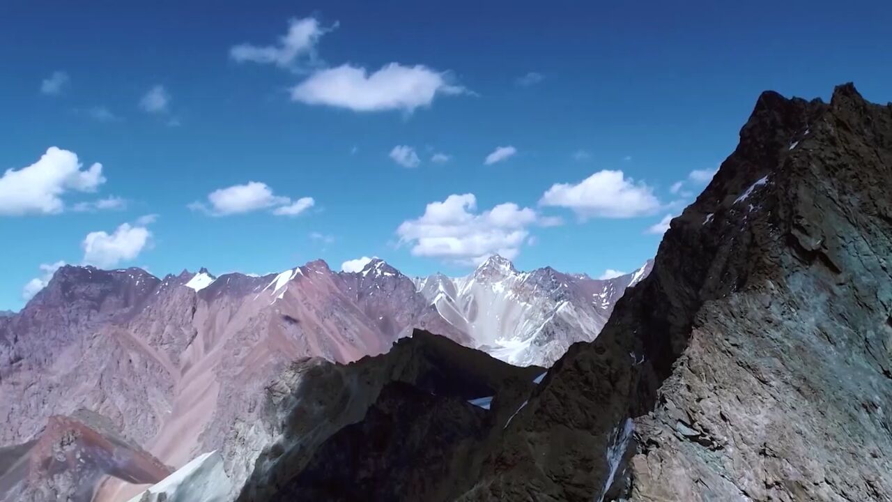 央视独家镜头|快来欣赏新藏线上的绝美风景!