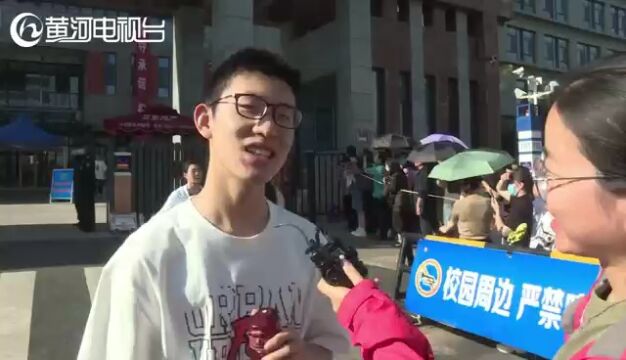 高中学习生涯结束 青春梦想飞扬