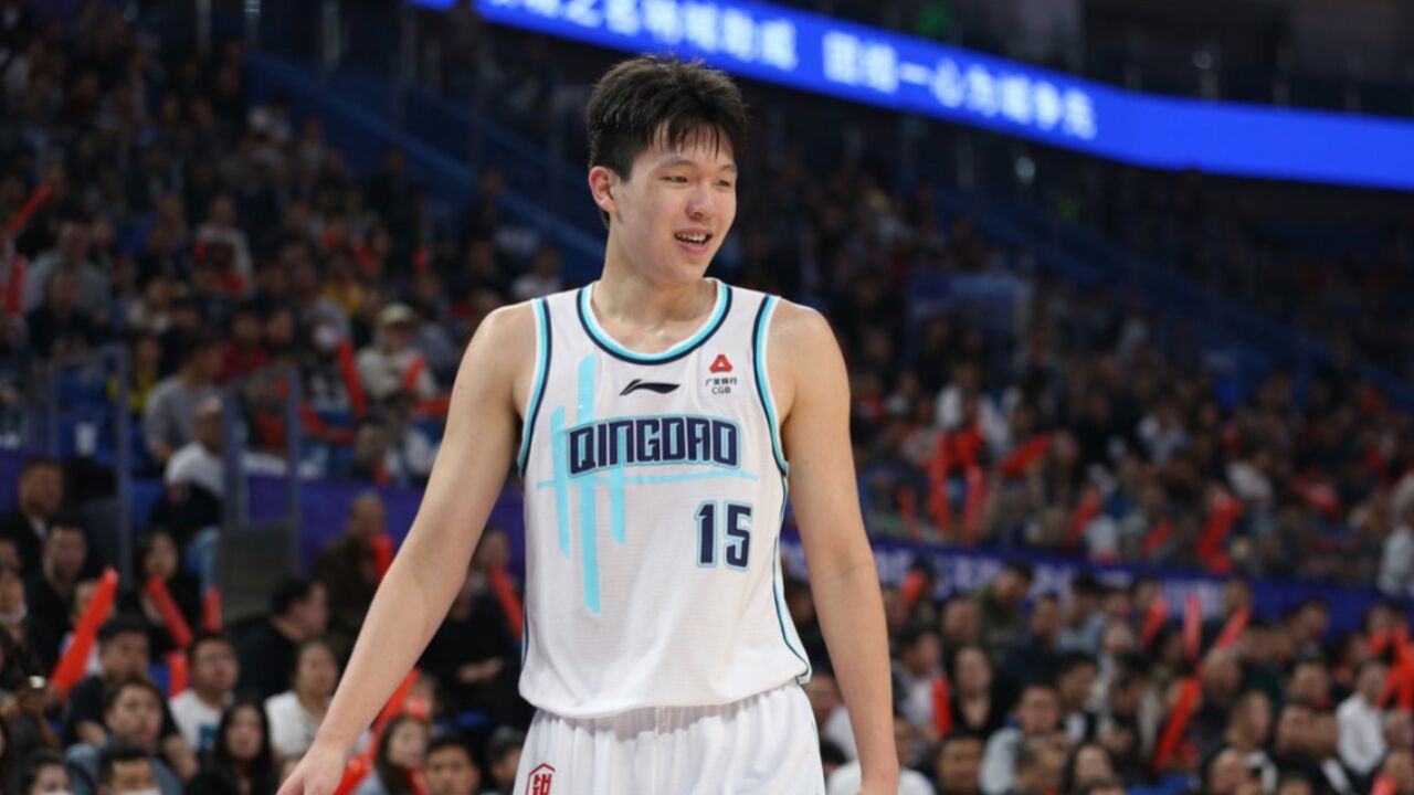 杨瀚森太强!压制NBA中锋砍两双:单场5帽创新高 18岁未来可期