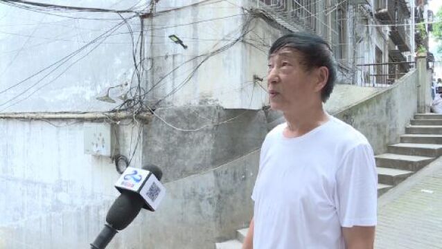 曝光台 | 背街小巷“蜘蛛网”既不美观也不安全