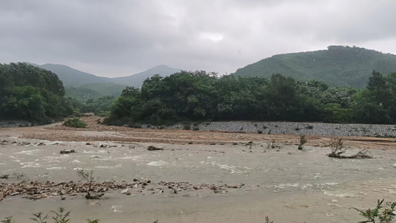 辽宁丹东4人下雨期间进山后失联,当地正在全力搜寻