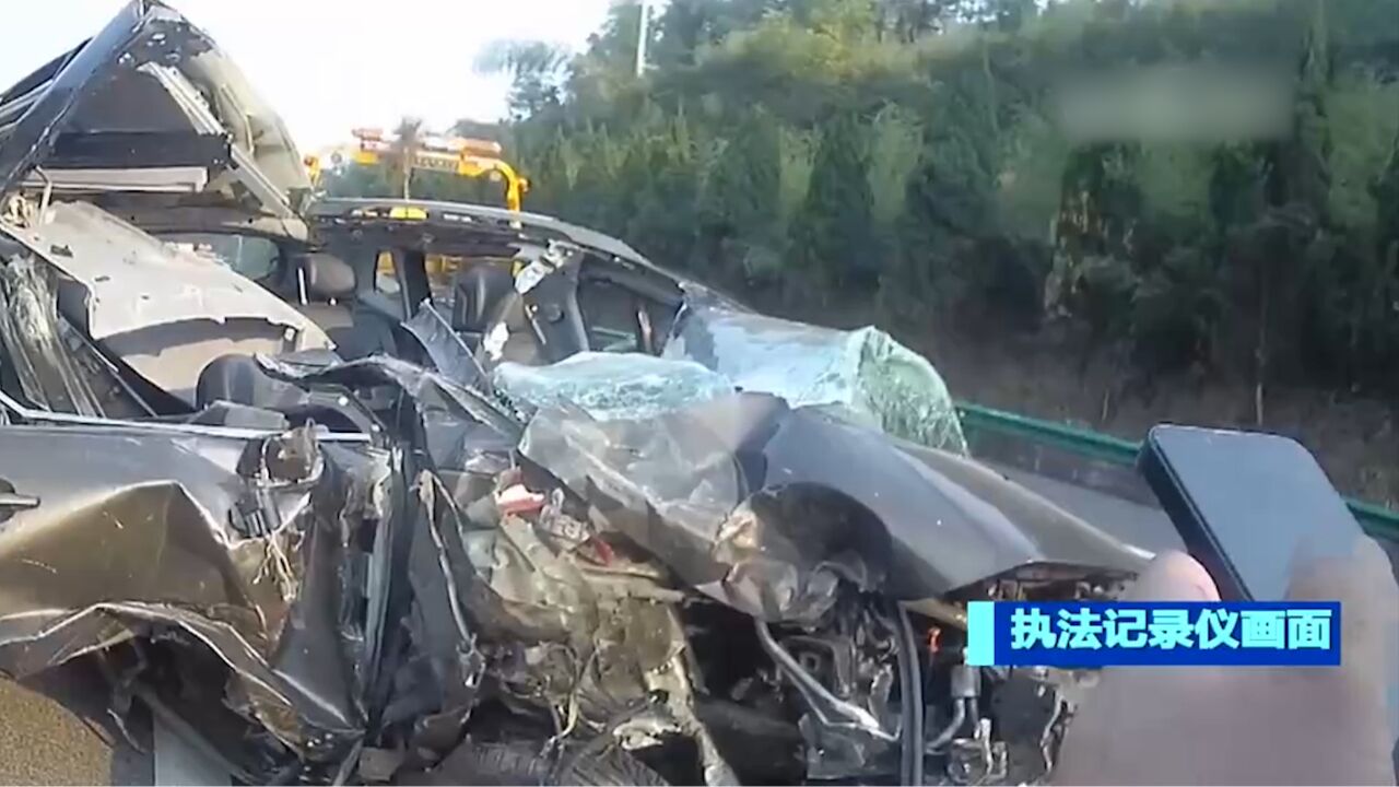 身边的安全 ,湖南常德:货车爆胎后低速行驶,后车追尾