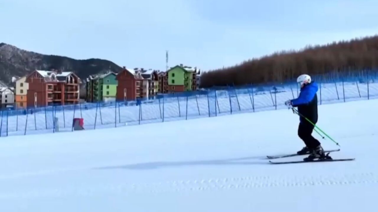 赤峰市的冬季美景,体验不一样的滑雪乐趣,价格便宜让人心动