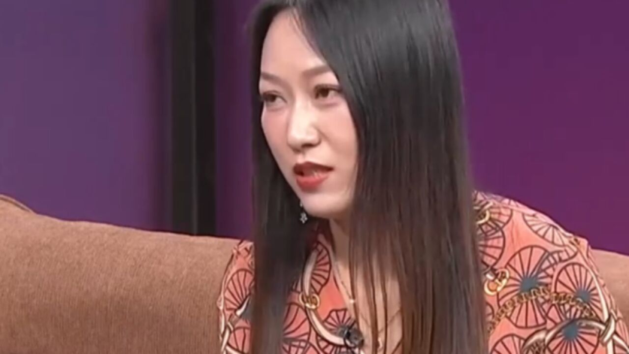 陈女士生活中爱干净,忙到再晚也不忘收拾,嘉宾自愧不如