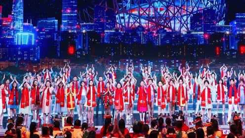 百位主持人合唱《最美中国画》歌颂祖国