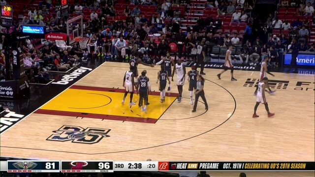 NBA季前赛：鹈鹕vs热火第3节原声解说回放