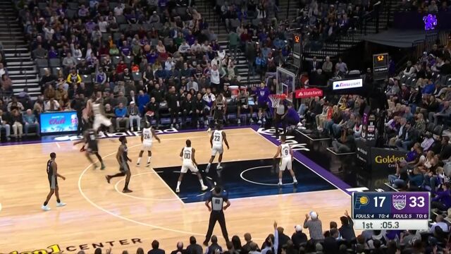 神仙压哨！麦康奈尔极限三分哨响球进