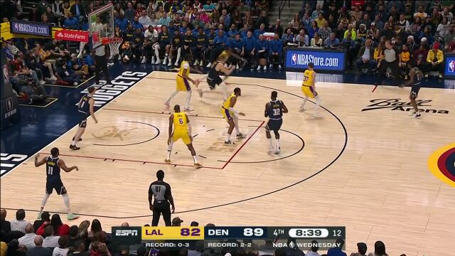 NBA常规赛：湖人vs掘金第4节中文解说回放