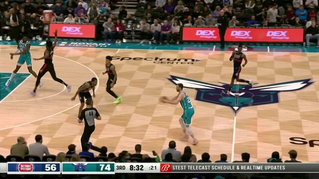 雷神之锤 索尔突破上篮稳稳命中