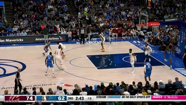 这就是身体优势 东契奇直面勒维尔霸气打成2+1