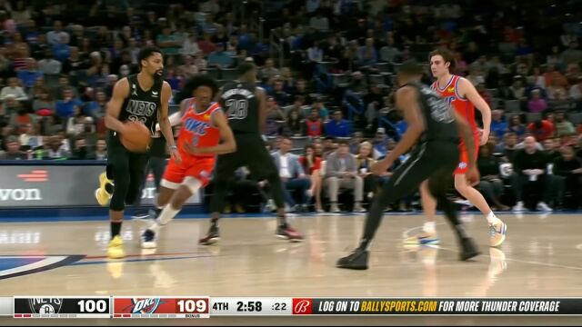 丁威迪传球失误心态炸裂 亚历山大反击策马扬鞭两分杀进