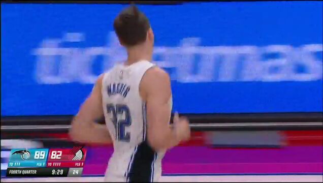 NBA常规赛：魔术vs开拓者第4节英文原声回放