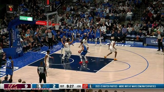 骑士vs独行侠第1节英文原声回放