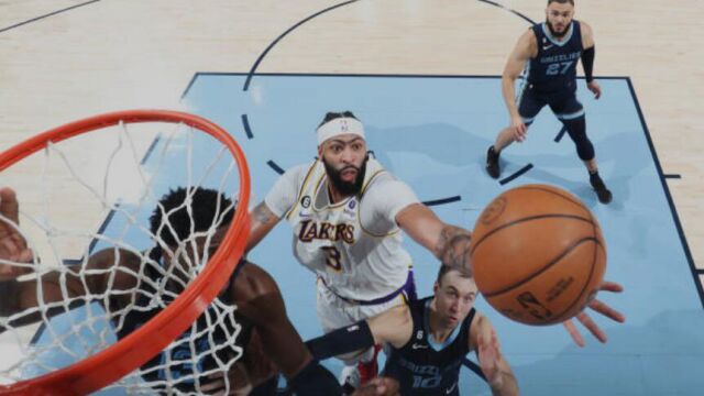 湖人128-112灰熊 戴维斯7封盖4人得分20+客场先下一城