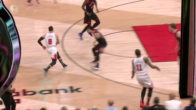 NBA附加赛：公牛vs猛龙第3节英文原声回放