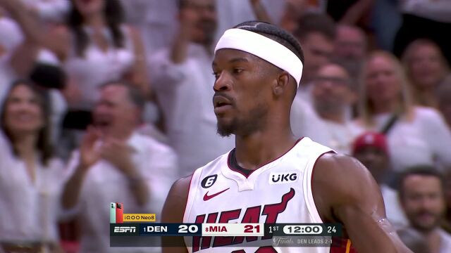 时间由我掌控！节末洛瑞飚中抢攻三分 巴特勒随即打响压哨一枪