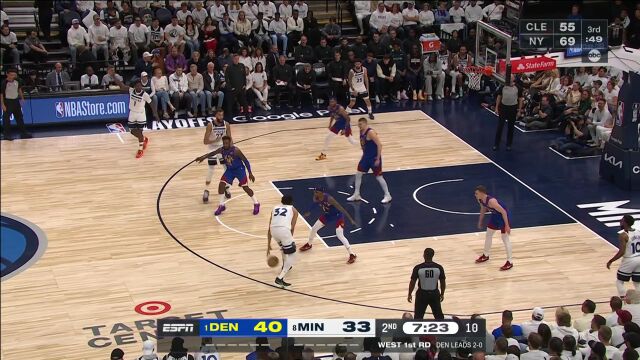 预判了你的计划 布朗径直杀出抢断反击暴扣打停森林狼