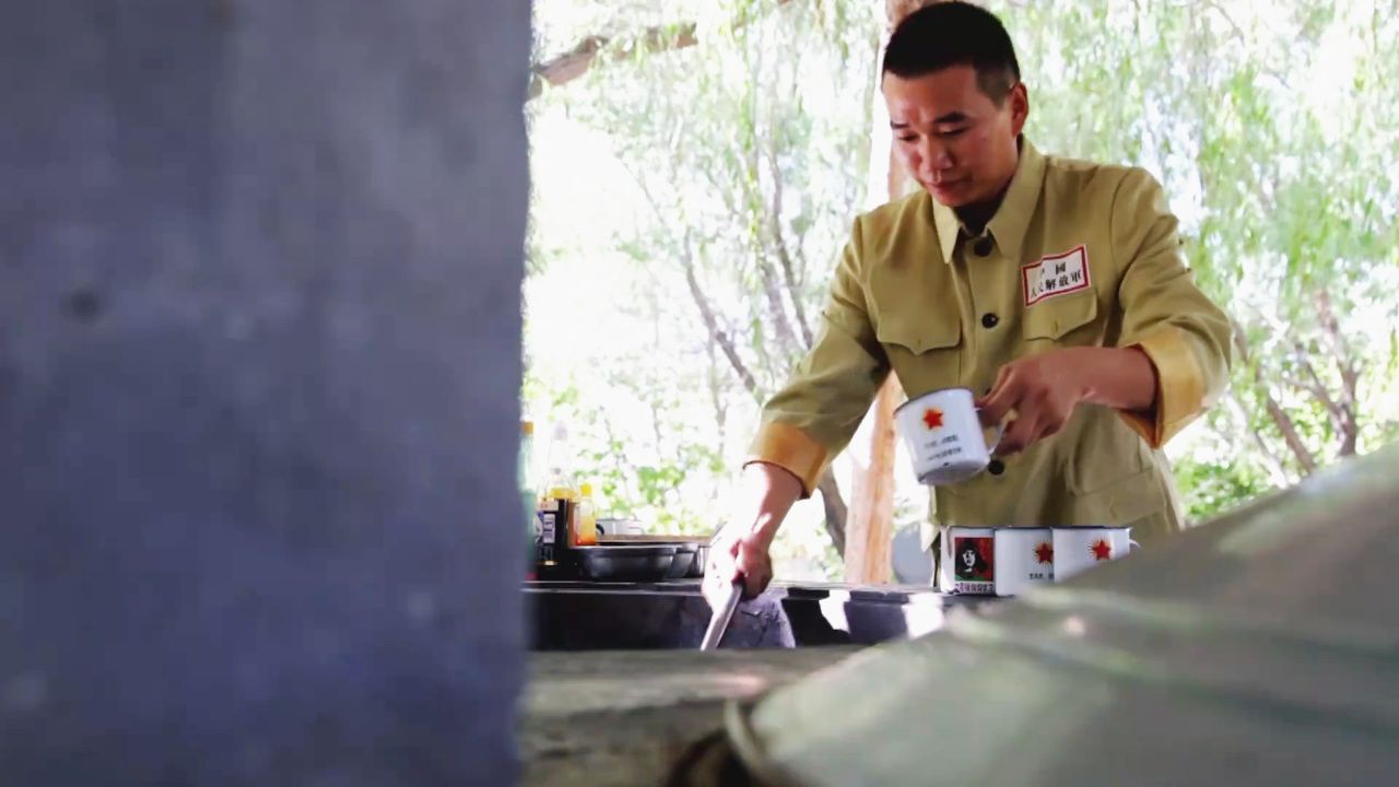 新疆味道 第2季丨在戈壁明珠石河子来一份热气腾腾的军垦饭