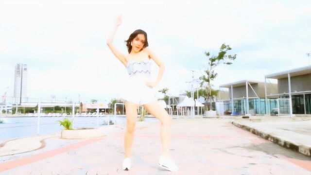 泰国美女 Nutty 舞蹈模仿 TWICE《Dance The Night Away》