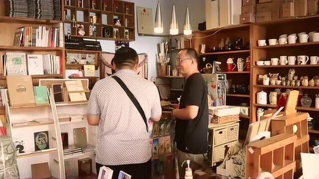 青岛爱书人的集体回忆——《学苑书店》