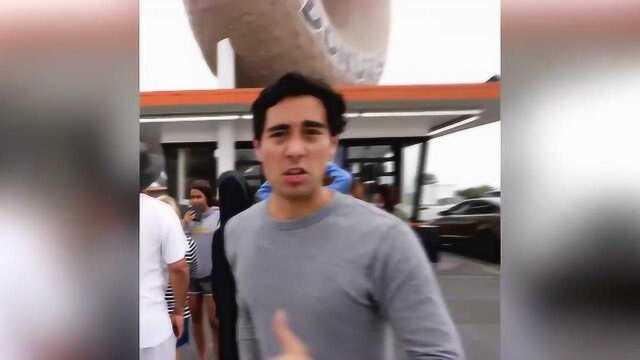 剪辑王男巫来袭Zach King!来看看最新创意视频赏析