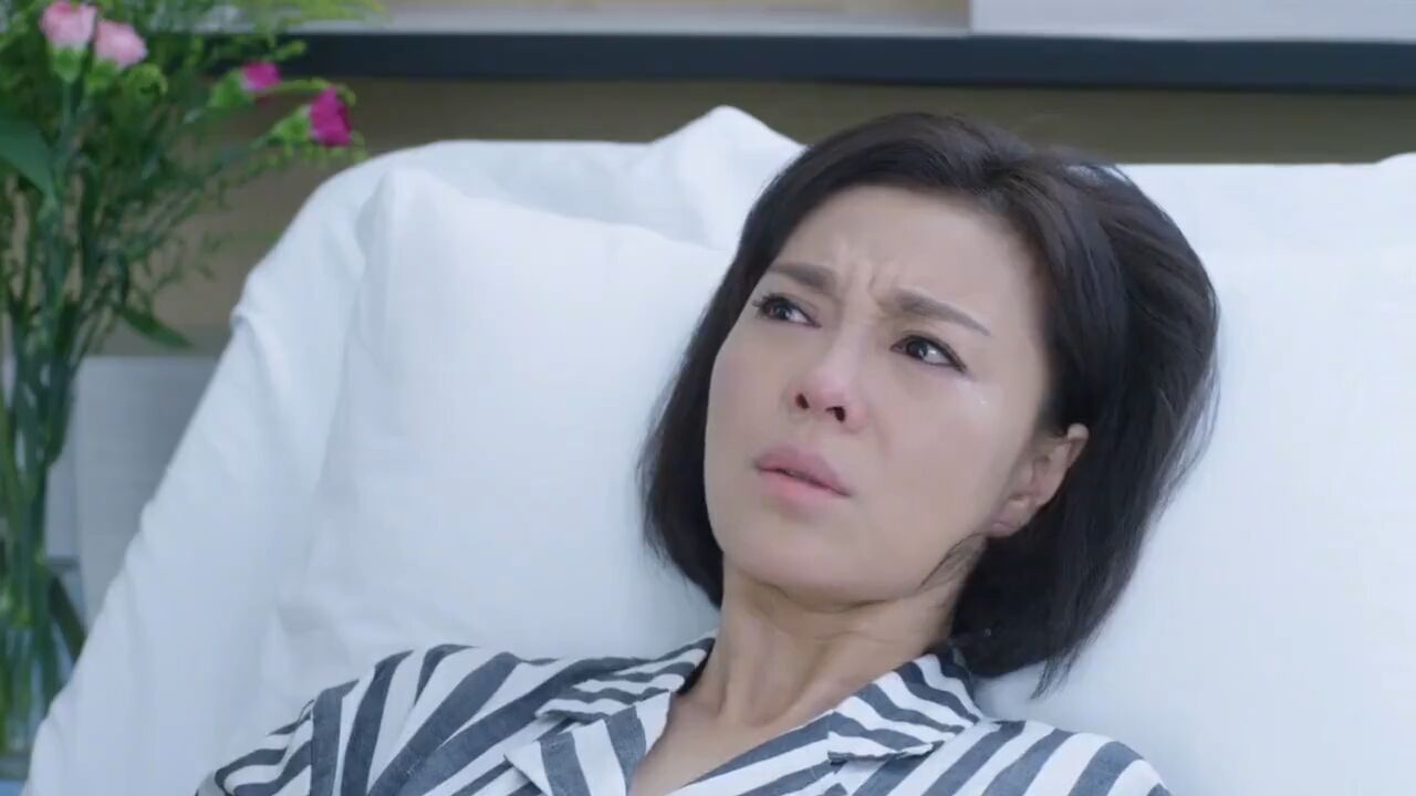 梅花儿香:婆婆终于醒来,爆出儿媳的丑事,气得儿子回家揍她一顿