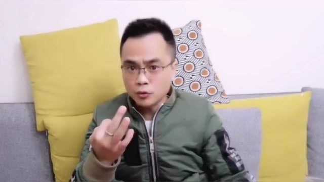 “傻b”这个词到底是谁发明的?褒贬分明,戾气十足厉害了!