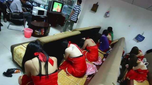 足浴店暗藏“果冻”等涉黄服务项目,民警突击当场抓获“野鸳鸯”!