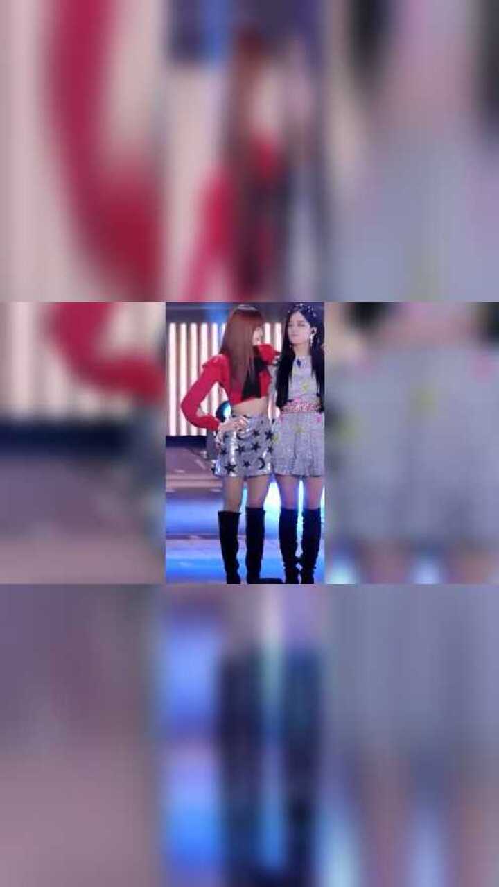 荔枝cp,lisa和jisoo在一起,就是养眼啊