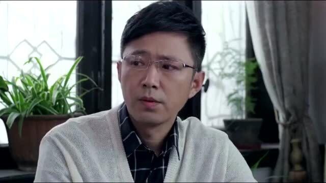 李文轩面对家庭严重问题,感到进退两难!