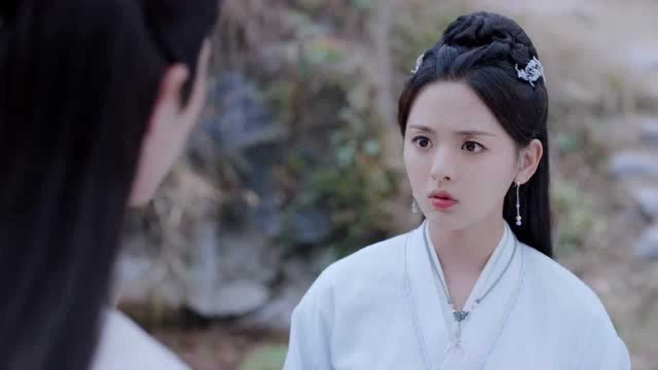 且听凤鸣:严夫人突然肚子疼_腾讯视频
