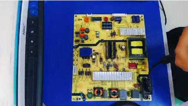 创维液晶电视50M6机型电源板整流电路的分析以及元器件的作用.