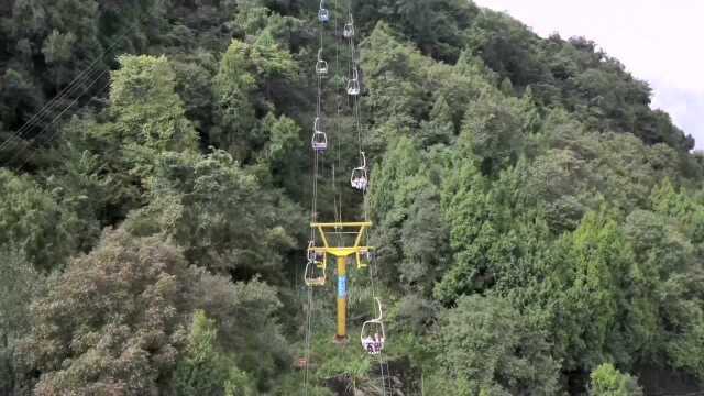 四川绵阳:航拍江油窦团山,带你看滑翔伞