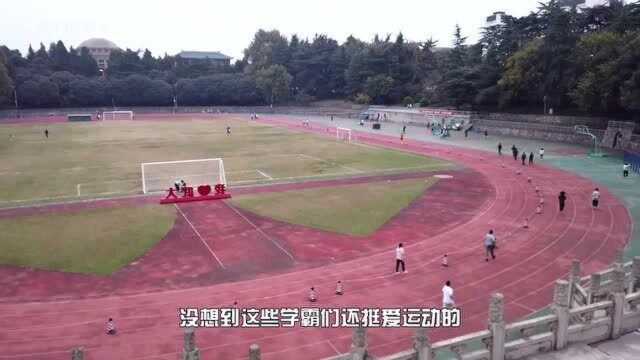 武汉大学,民国时的建筑现在还在使用,女生宿舍是热门的打卡地哦