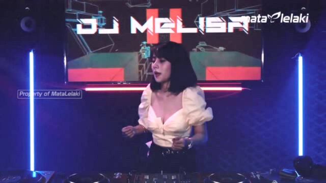 DJ MELISA 梅丽莎现场打碟Bon Jovi经典单曲It's My Life 不一样的风格