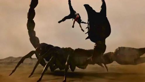 沙漠巨大蝎子来袭，看美女如何才能生存下来？ #《绝色逃生》短视频大赛#