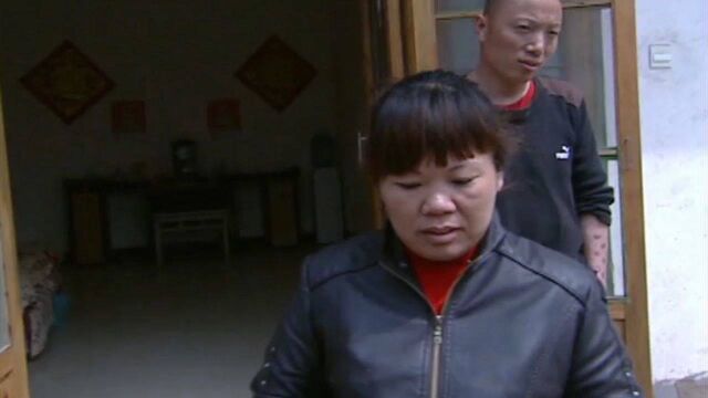 糊涂婚姻:年轻妻子离家出走,跟50岁的男人同居,丈夫火冒三丈