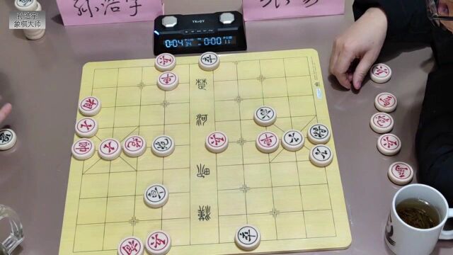 棋王张勇纵横重庆没对手,棋协主席重金请他出山,赢孙浩宇有重奖