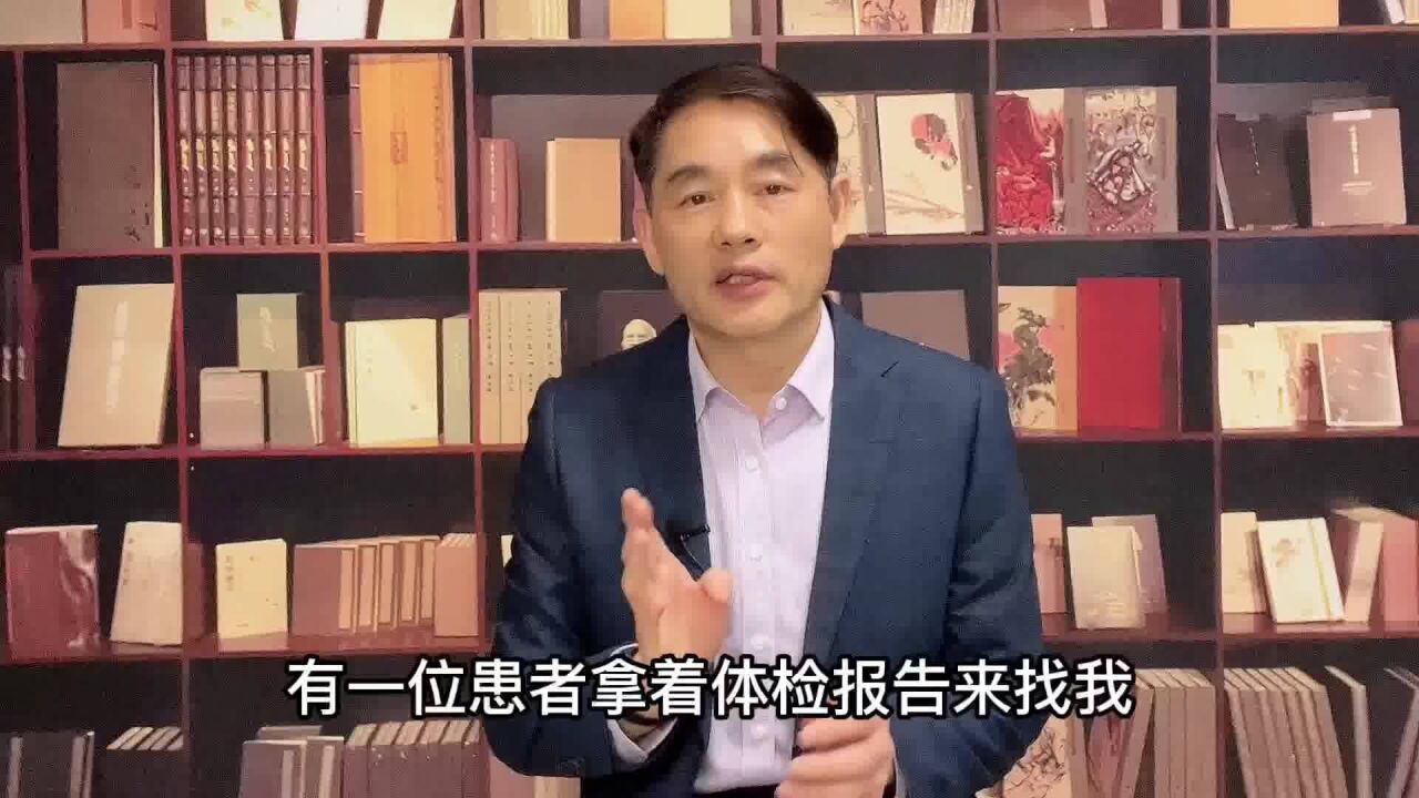 体检发现肾囊肿鸡蛋大,啥原因引起的?需要治疗吗?医生告诉你