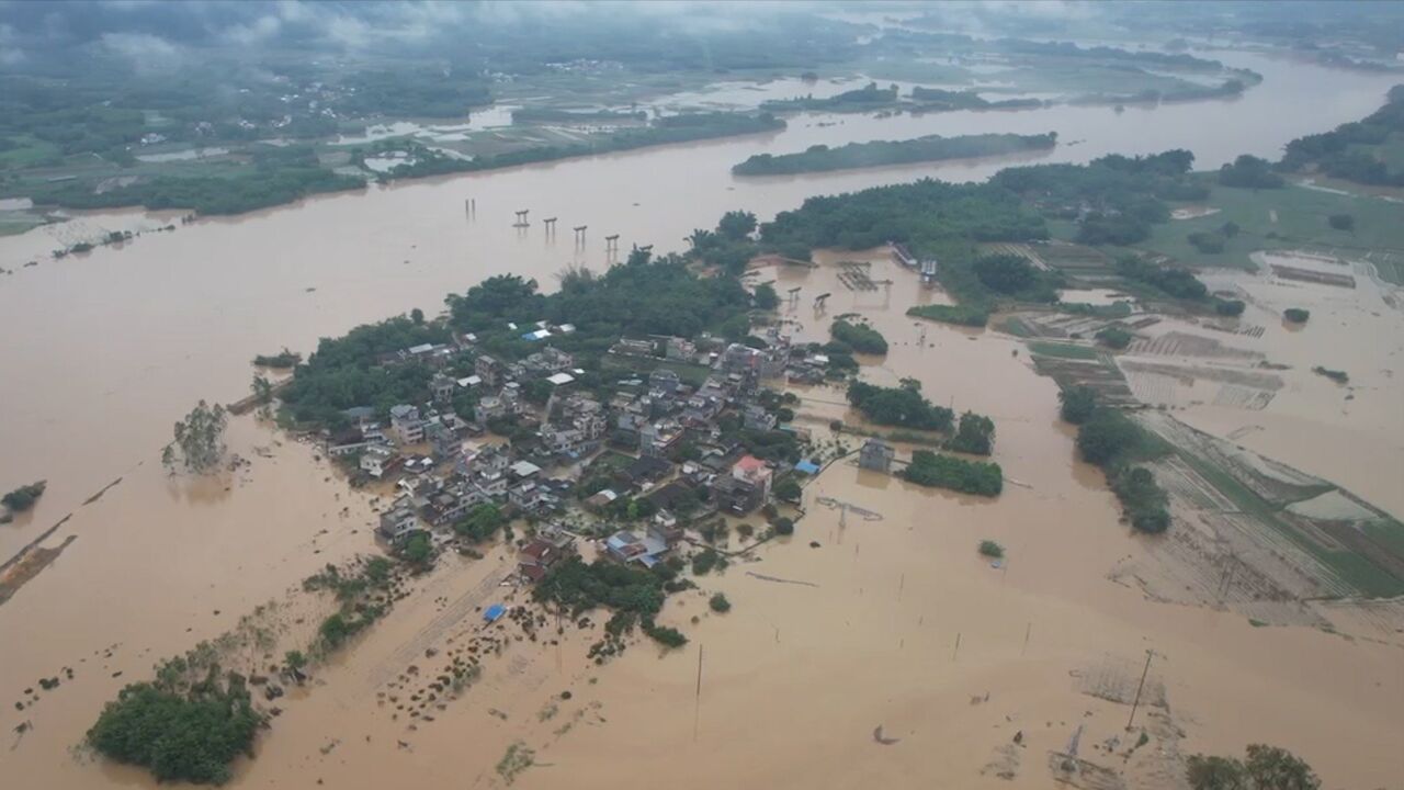 英德市发布暴雨橙色预警,浛洸镇开闸泄洪、全镇陆续停水停电