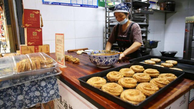 陇县特色美食:油旋形似螺旋,笏板酷似古代大臣上朝携带的笏板