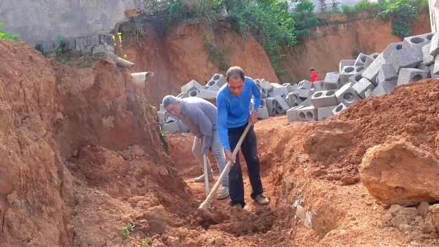 王玮家后院重建,这件事情推迟了5年,期待建成后的模样