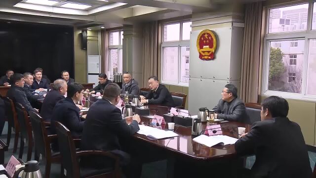 马军与中铁四局集团董事长举行工作会谈