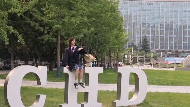 毕业心愿之一:和大学最好的朋友拍一组学士服写真