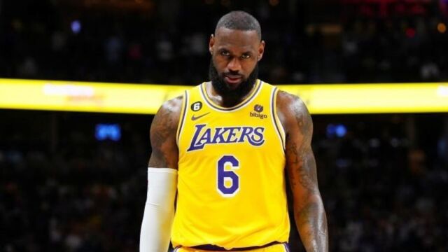 NBA历史上系列赛0-3落后的球队最终战绩0胜149负！大数据预测：湖人晋级总决赛概率降为13%