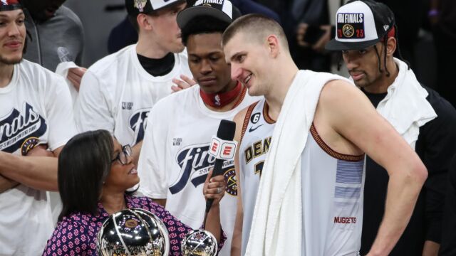 官网首期FMVP榜单：约基奇居首 巴特勒位列次席 热火奇兵第四