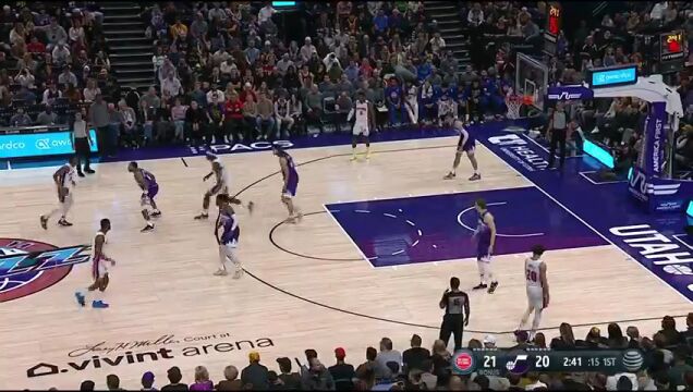 NBA常规赛：活塞vs爵士第1节中文解说回放