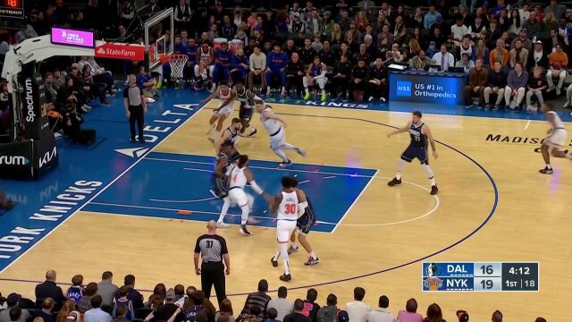 玫瑰依旧绽放 罗斯单骑闯关抛投得手