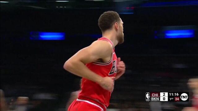 是不是鞋子大了 拉文底角长两分洞穿球网