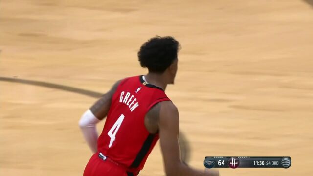 状态来了挡也挡不住 杰伦格林面对双人包夹轻巧取分